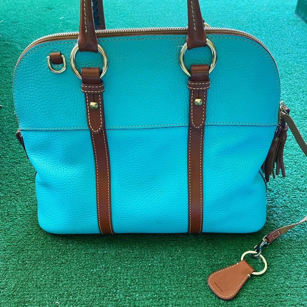 Final Price!!Beautiful Dooney & Bourke Purse - Picture 12 of 17